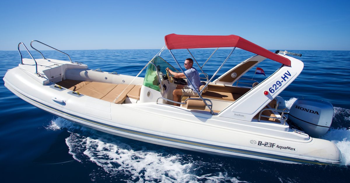 Barracuda 700 Boat Rental Hvar Charter